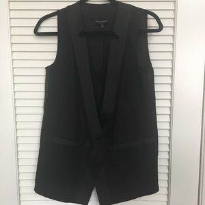 Banana Republic tuxedo sleeveless shirt